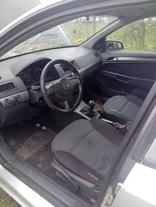 Când pentru dezmembrat Opel Astra h