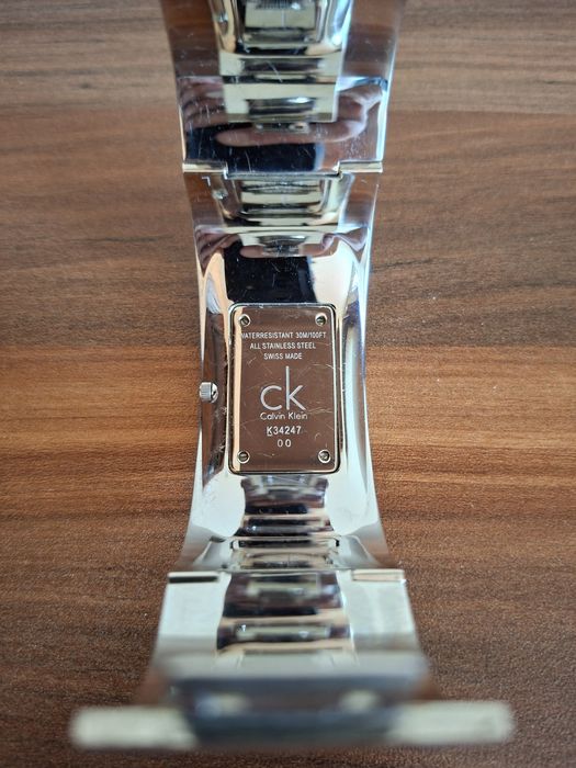 Calvin Klein с нова батерия дамски часовник К34247 Swiss Made  стомана 30 метра водоустойчив