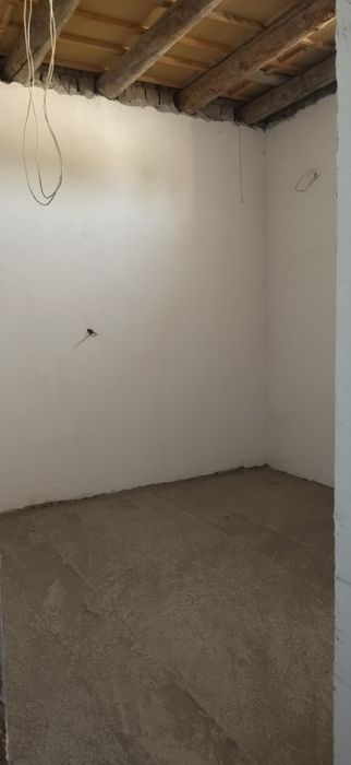 Срочно продаётся действующий магазин.Садриддин айни.