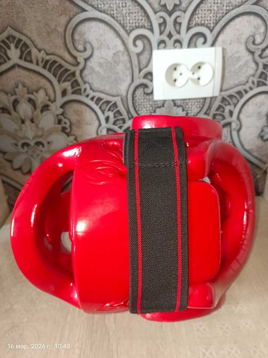 Шлем для каратэ или тэйквандо