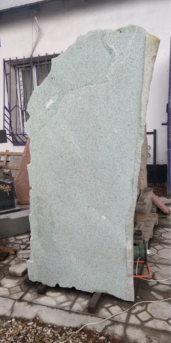 Эксклюзивные памятники