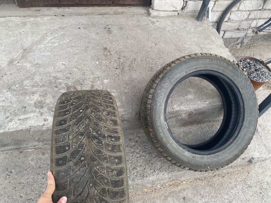 Шины Nokian 215/55/16 почти новая комплект 4 шт