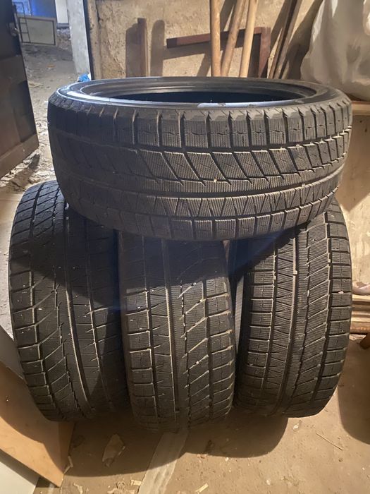 Продам зимние шины.Sailun 255/45/20