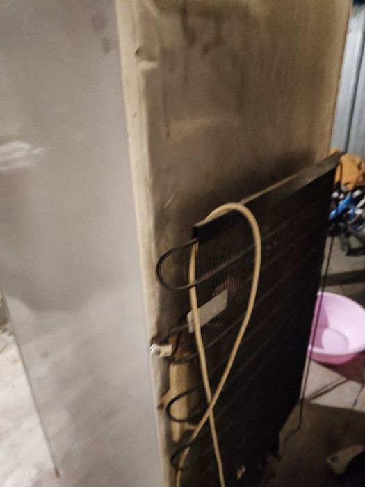 Холодильник бирюса