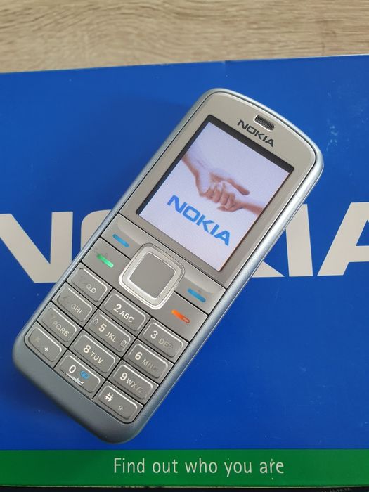 Nokia 6070 Silver Nou cu Limba Română.