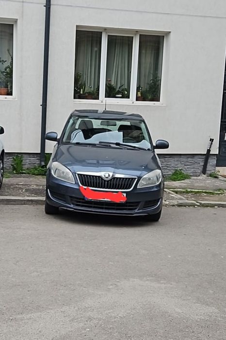 Vând skoda fabia