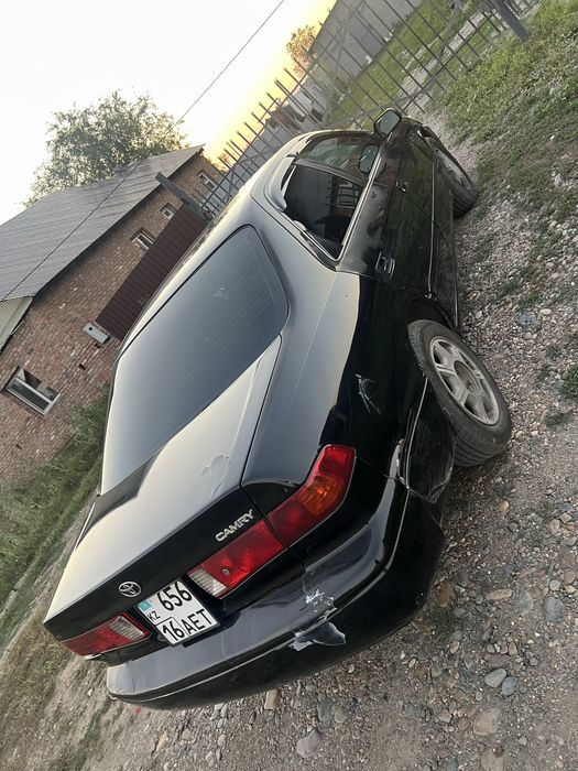Продам  камри.25 машина