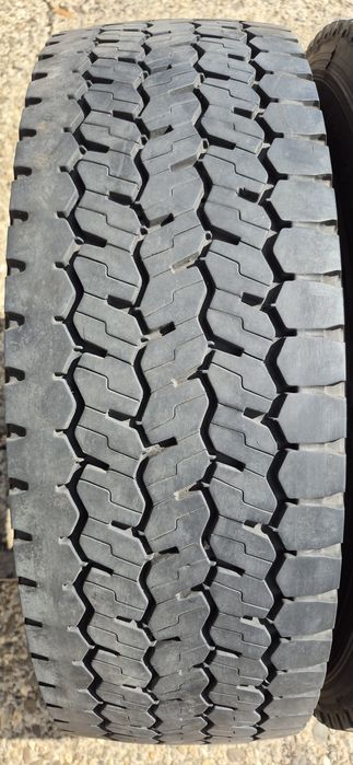 4 anvelope camion tractiune Michelin 235/75/17,5;dot 2021.Pretul este pe bucata.