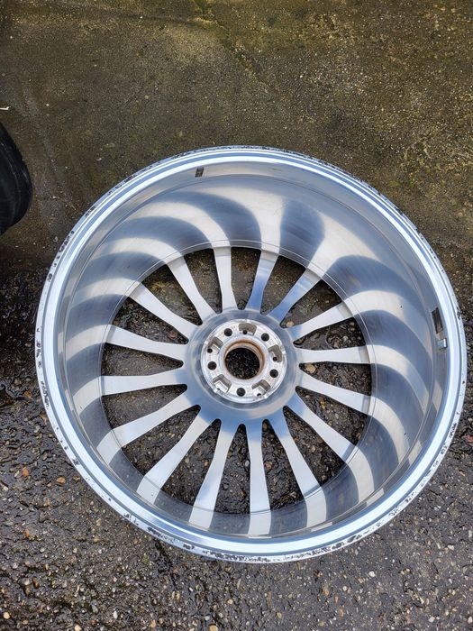 Două jante AMG cod A 1664013200