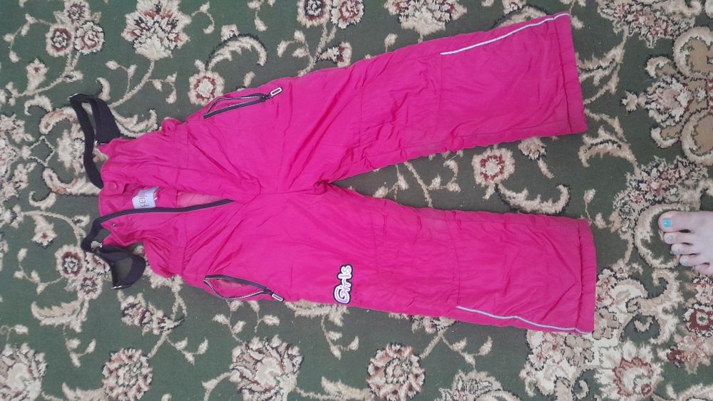 Продам комбинизон для девочек