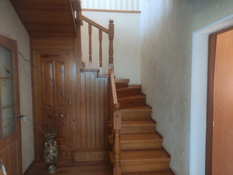 Продам дом в  черте города экологически ч