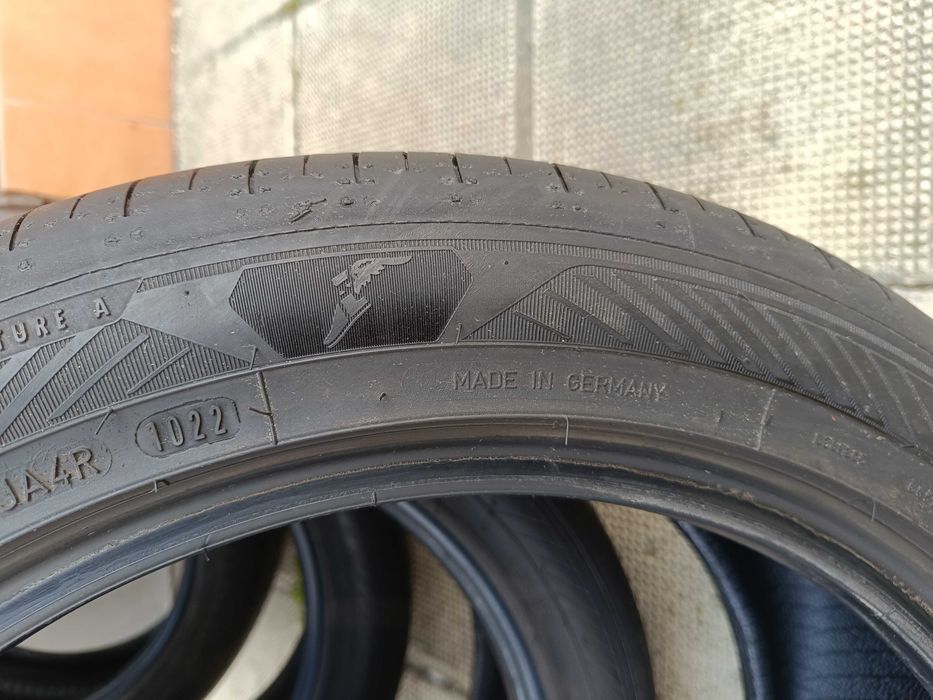 4 БРОЯ летни гуми 18 ' цола 215  50  R18 GOODYEAR
