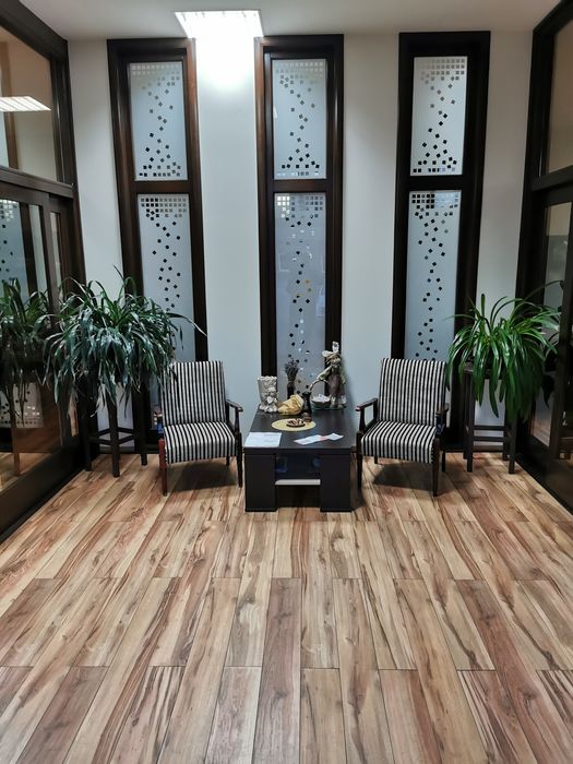 Închiriez spatiu Superfinisat cu vad foarte bun. Lângă magazinul  Alma