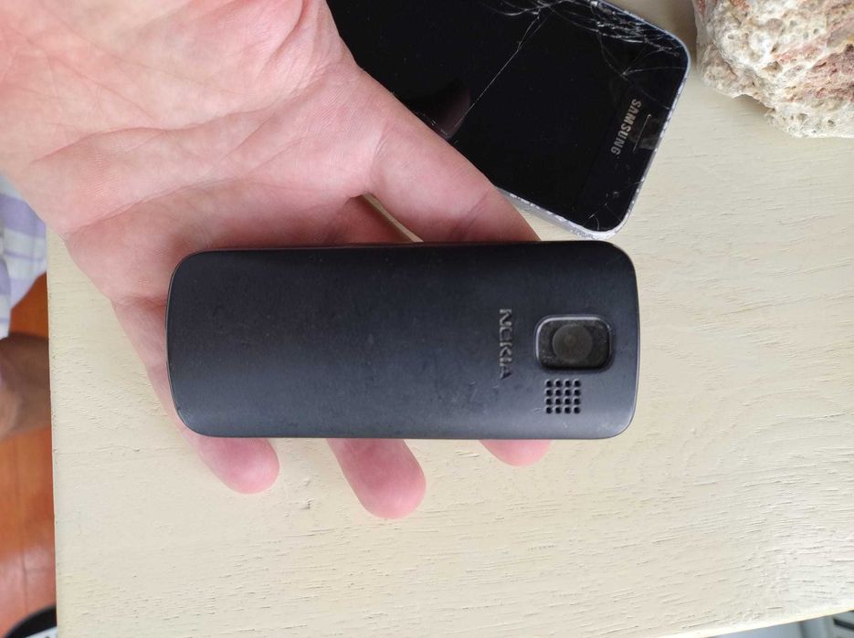 Telefoane diferite generatii