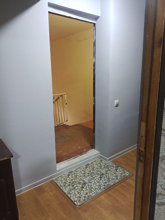Продаётся 1 комнатная квартира в Чирчике
