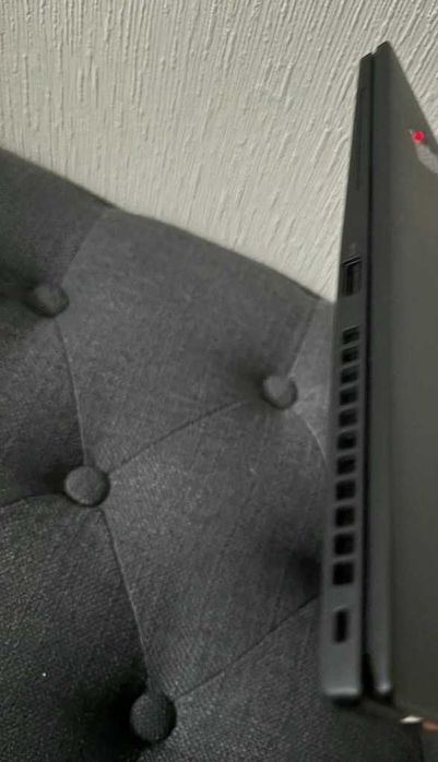 Lenovo ThinkPad T14s Gen 4 14" i5 1345U 16/256 4G Гаранция до Юни 2028