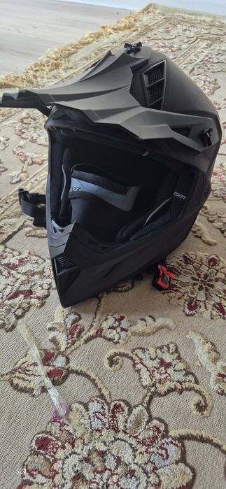 Шлем для снегохода