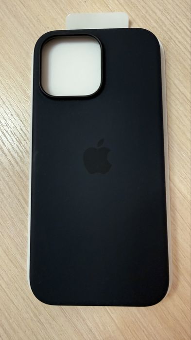 Чехол на iPhone 16 Pro Max (оригинал)