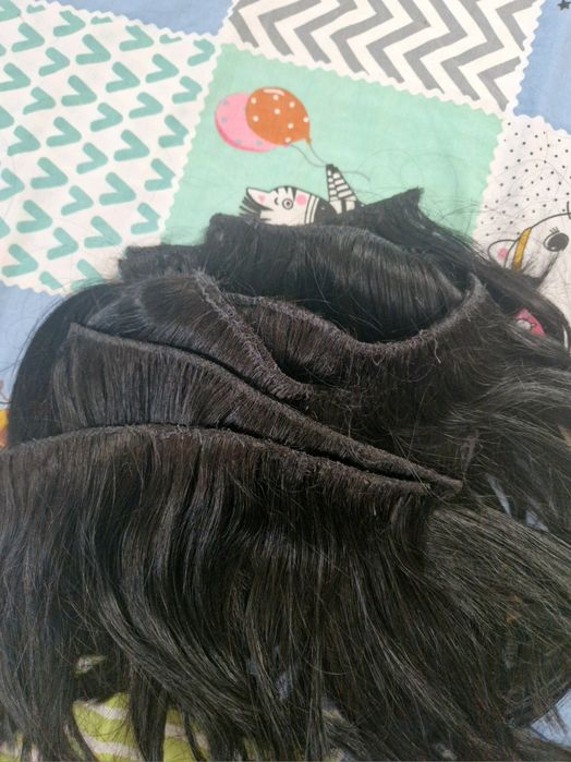 Естествена черна коса