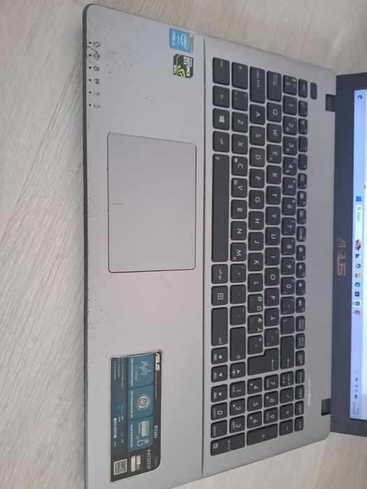 Laptop Asus R510J