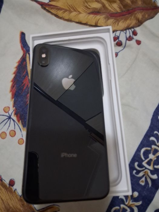 Срочно продам iPhone xs max 250gb