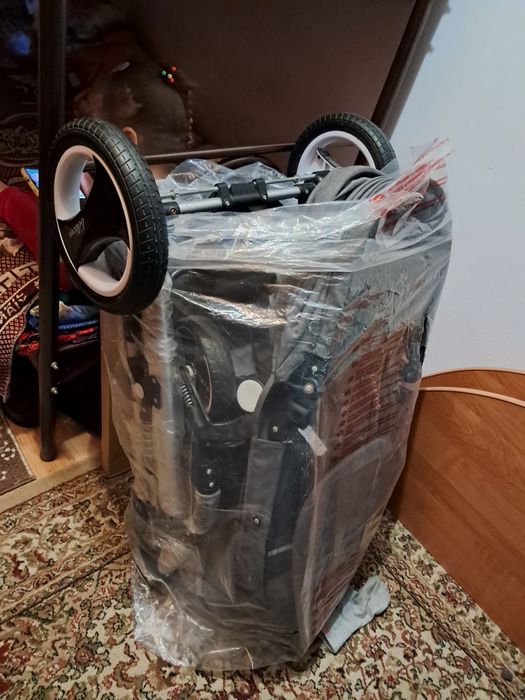 Коляска универсальная