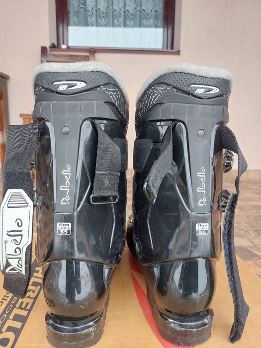 Clăpari schi Dalbello Aspire, flex 55, stare foarte bună, cu cutie