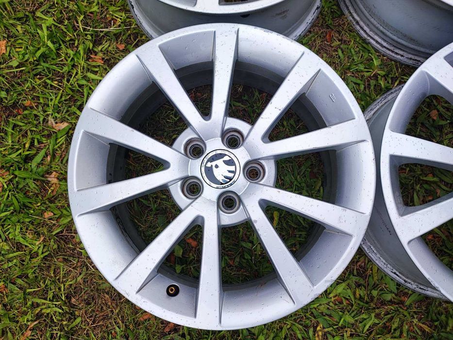VW/Skoda - 16 цола 5x100; 4 бр. лети джанти