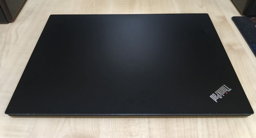 LENOVO ThinkPad E595 15,6" IPS FHD/ RYZEN 5 3500U/8GB DDR4/ 256GB NVMe