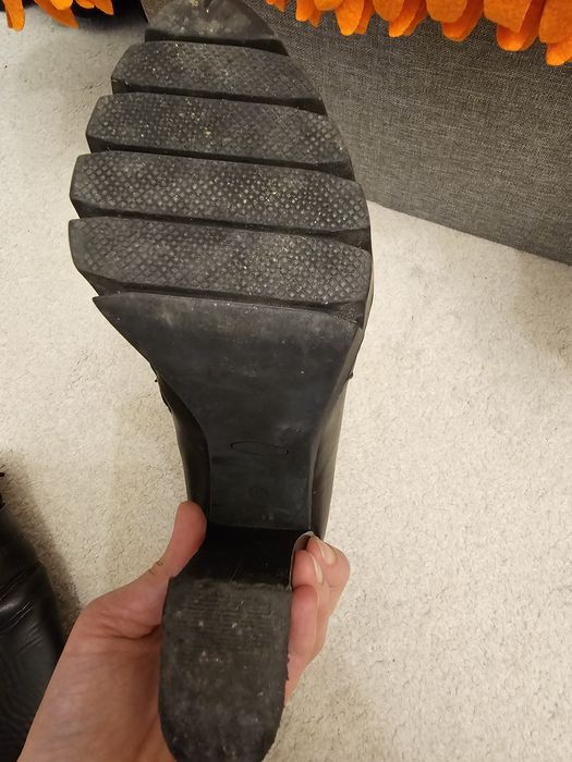 Боти на висок ток от естествена кожа