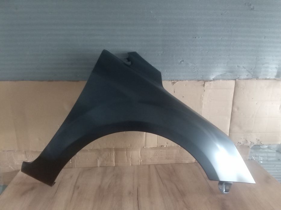 Aripa fata stanga/dreapta Ford Focus 2 facelift 2008-2011 fara semnal