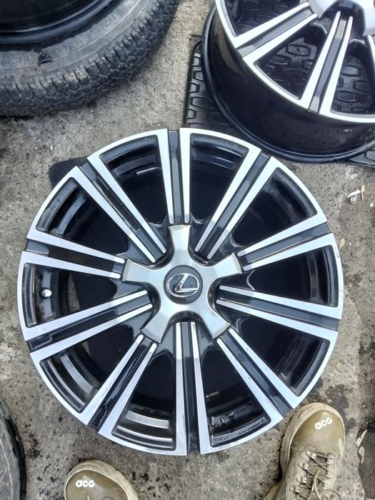 Литые диски Lexus r18