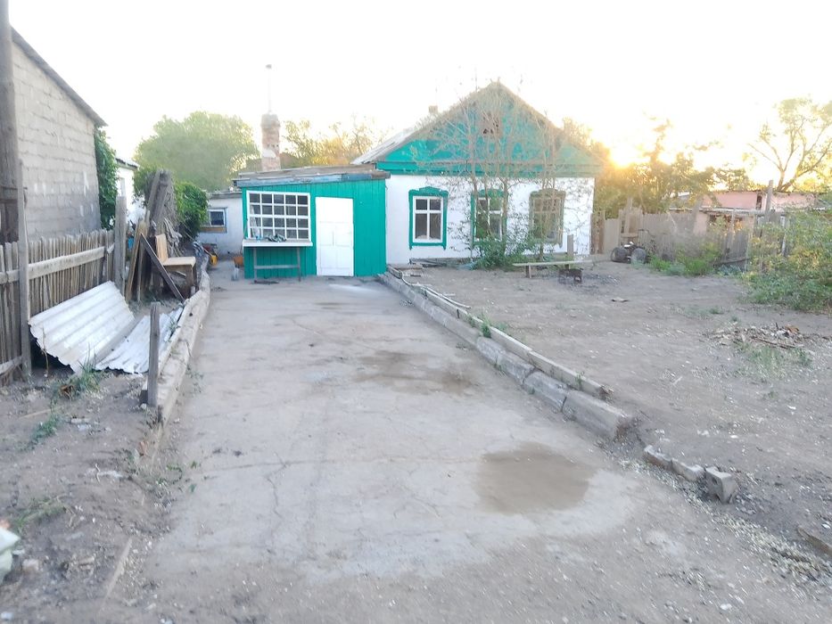Продаётся пол дома агыбай батыра 39