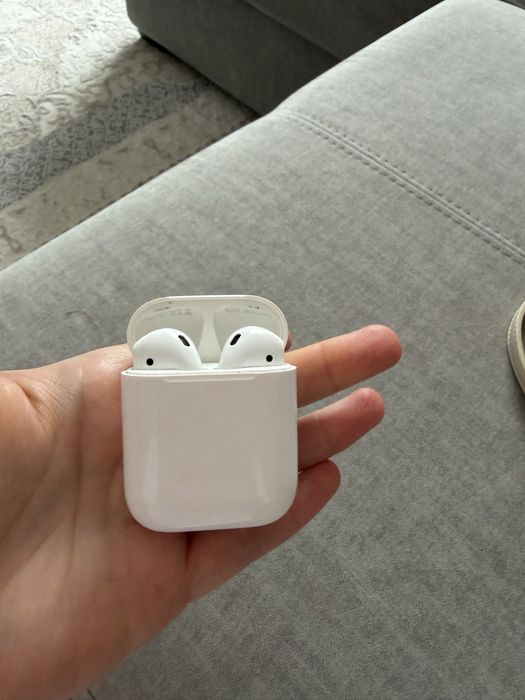 Наушники Apple AirPods 2