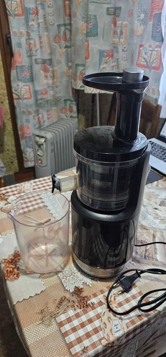 бавна сокоизстисквачка Бош, с удължена гаранция на 5 години