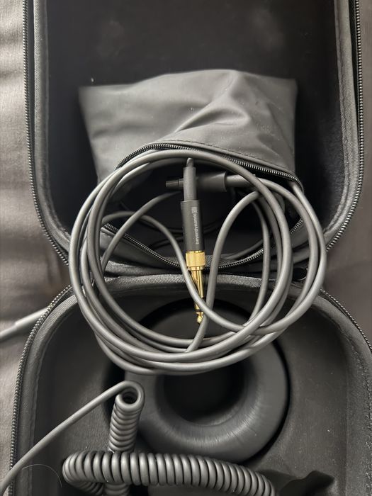 Casti Beyerdynamic DT 1770 PRO closed back