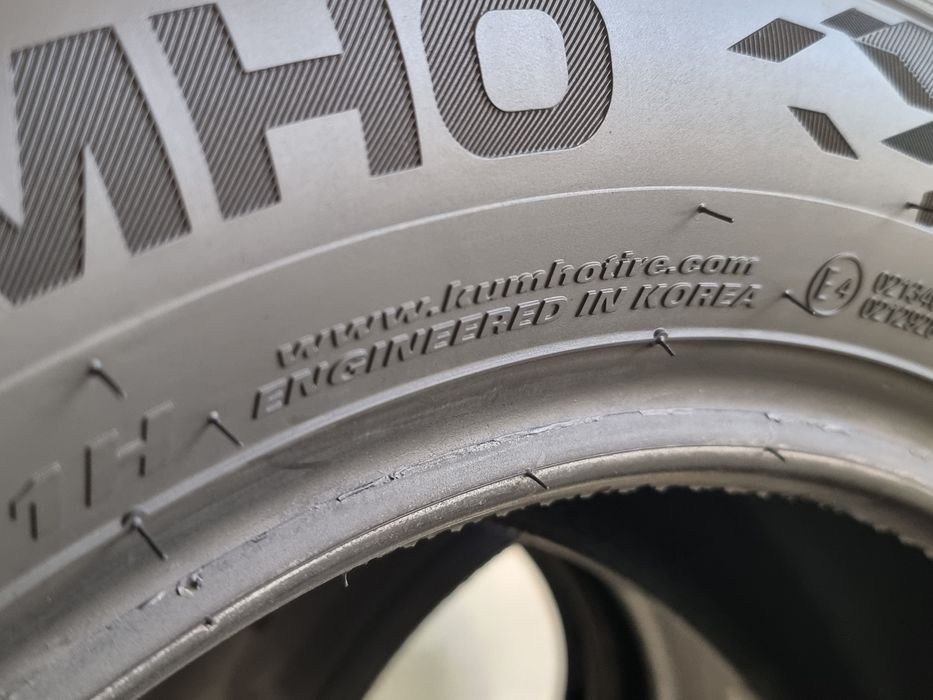 "Dot 22" 205/55/16 Kumho 4Броя: 150Евро 8.3мм