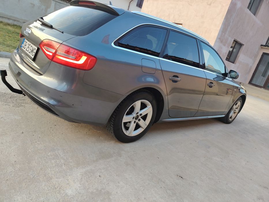 Audi A4 Avant 2.0 TDI 177 CP • S-Line • Manual • Webasto •EURO 5 •2014
