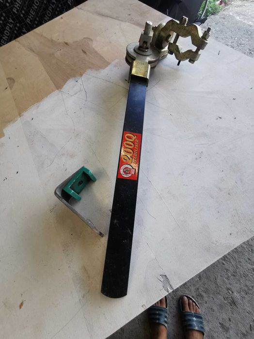 Стабилизатор за каравана / ремърке BULDOG 200Q