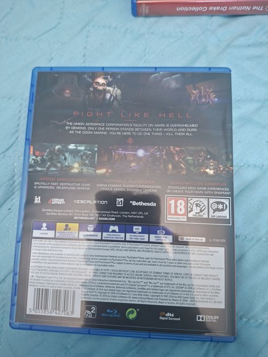 PS4 DOOM  playstation hits