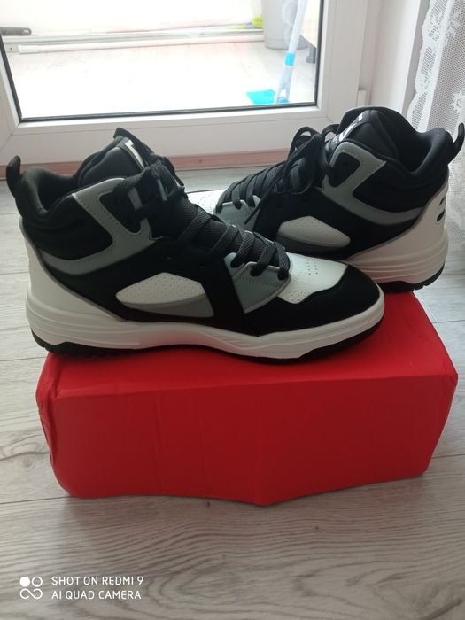 Продам кросовки Xter