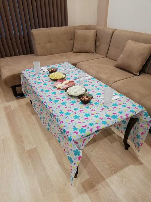 Ъглов диван голям.