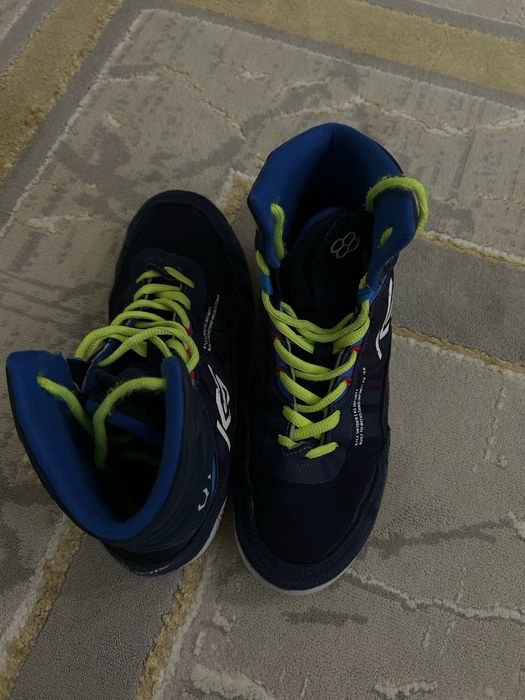 Продам борцовку RUDIS оригинал размер 38