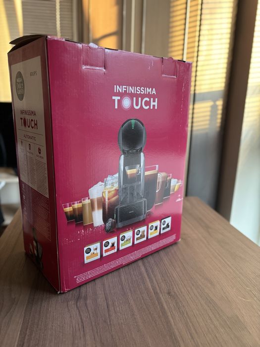 Кафе машина Dolce Gusto; ново