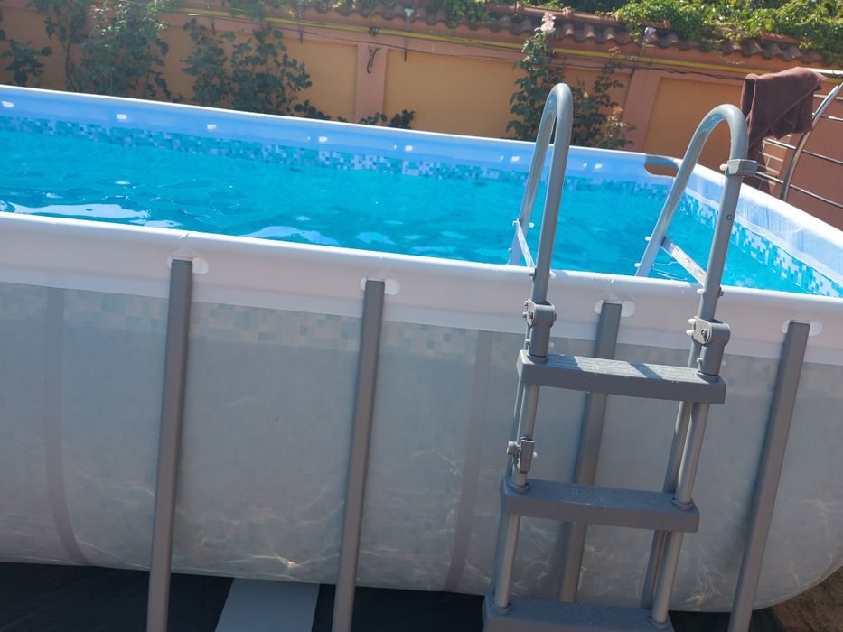 Piscină lungime 5,50m X 2.50 lățime X 1.22 înălțime