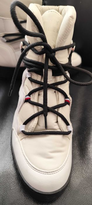 Апрески Tommy Hilfiger