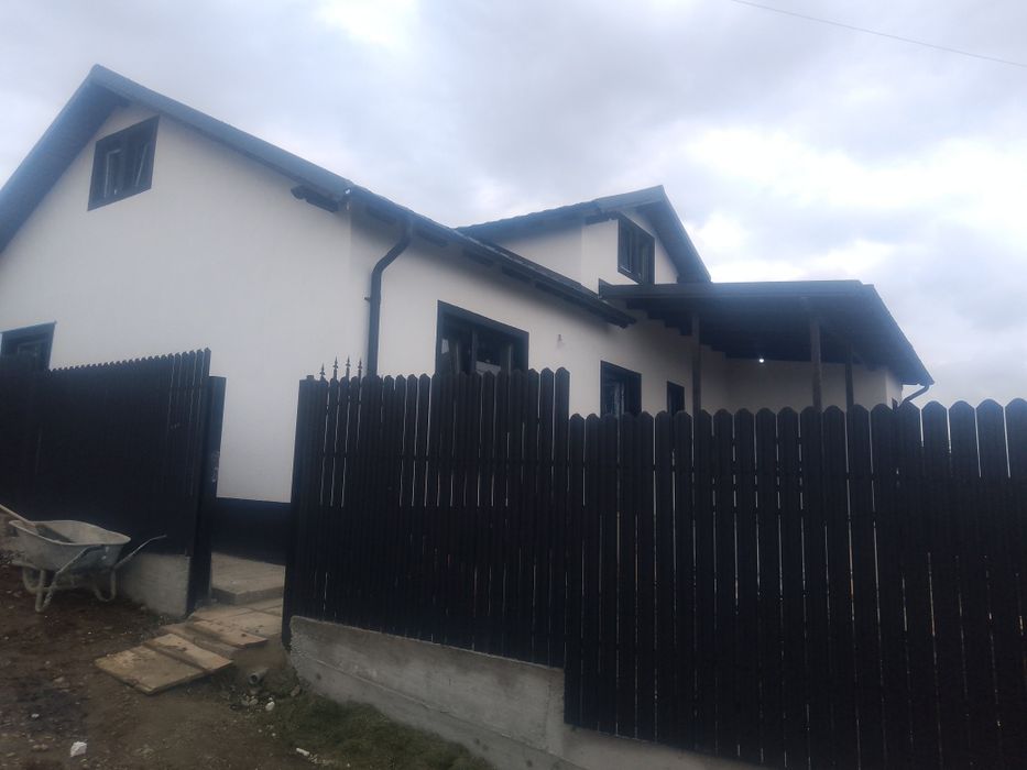 Casa de vânzare Margineni