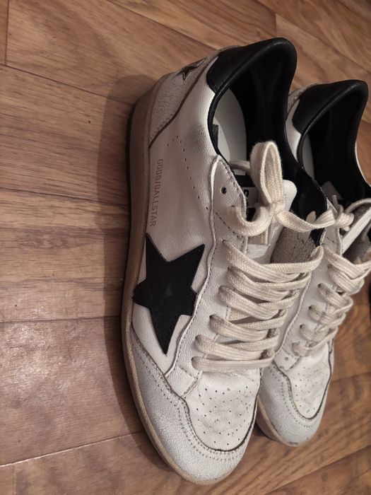 Golden goose 42 size