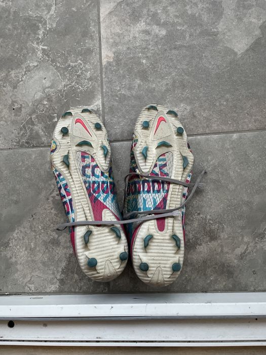 Футболни обувки nike phantom