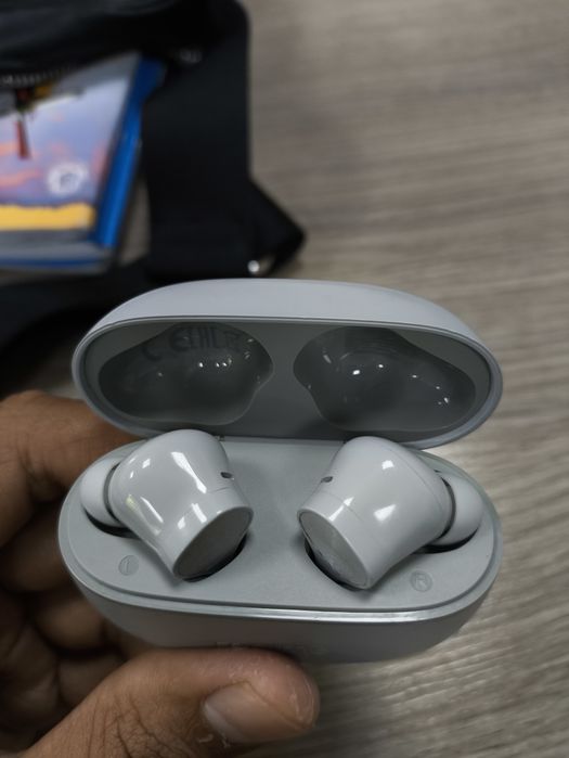 Наушники Realme T200 Lite